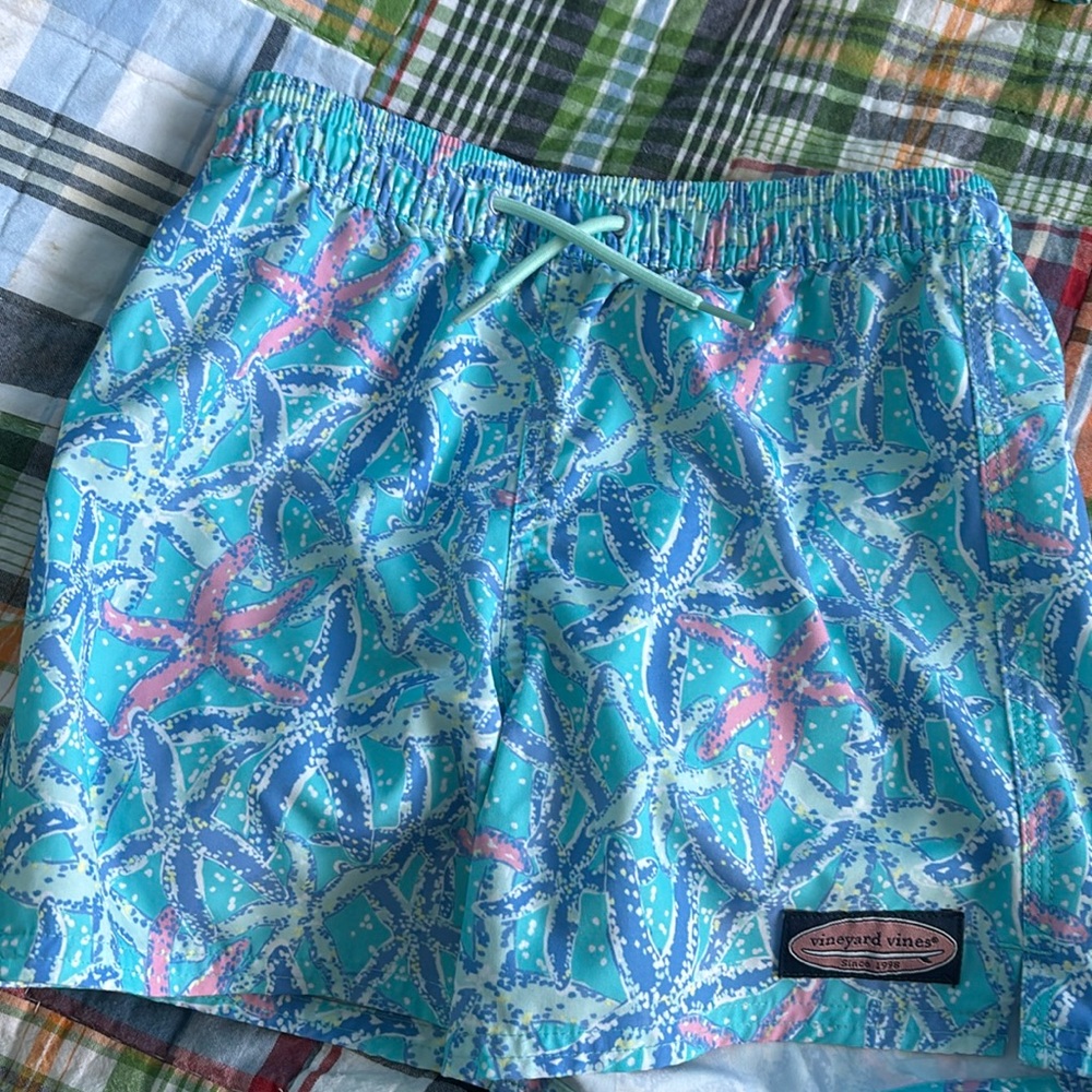 Vineyard Vines Boys Size 7 Swimsuit